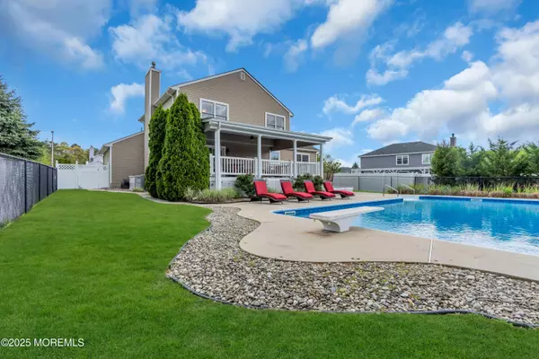 Howell, NJ 07731,22 Diamond Lane