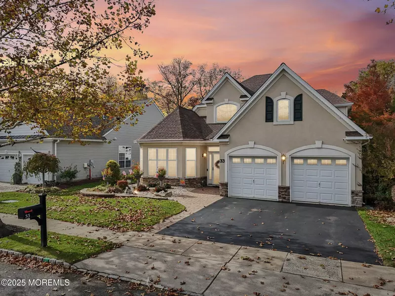 33 Sedona Boulevard, Hamilton, NJ 08691