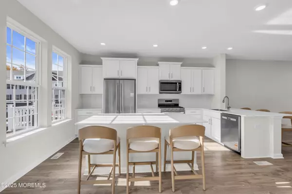 Tinton Falls, NJ 07753,4 Rothbury Court