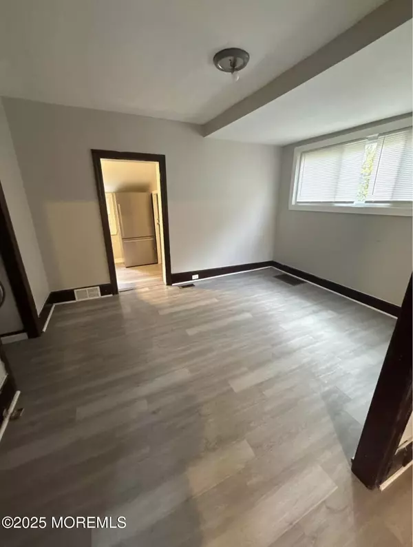 Clementon, NJ 08021,176 Park Avenue