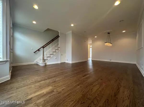 Manalapan, NJ 07726,163 Shinnecock Drive