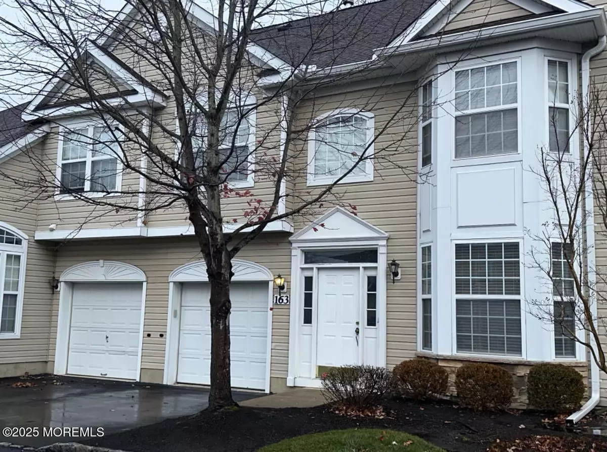 Manalapan, NJ 07726,163 Shinnecock Drive