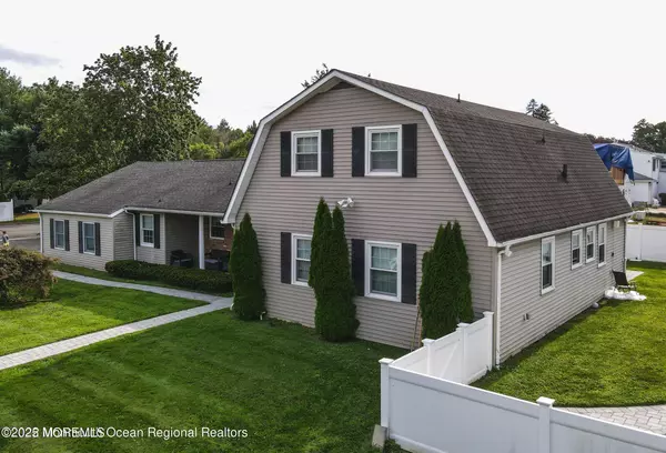 West Long Branch, NJ 07764,9 Harbor Court #S