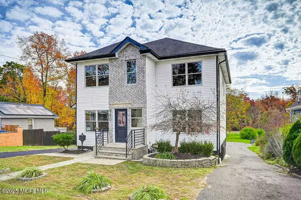 South Amboy, NJ 08879,940 Grove Avenue