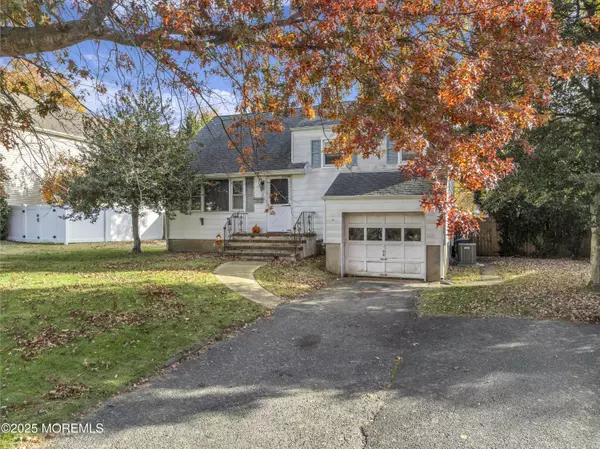 Shrewsbury Boro, NJ 07702,55 Spruce Drive