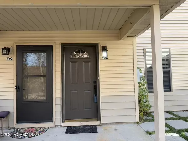 Jackson, NJ 08527,108 Violet Lane