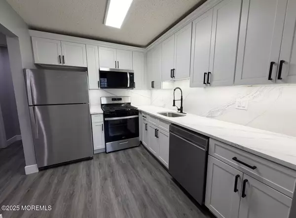 Jackson, NJ 08527,108 Violet Lane