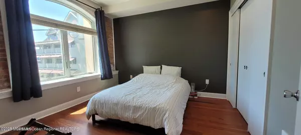 Asbury Park, NJ 07712,508 Cookman Avenue #204