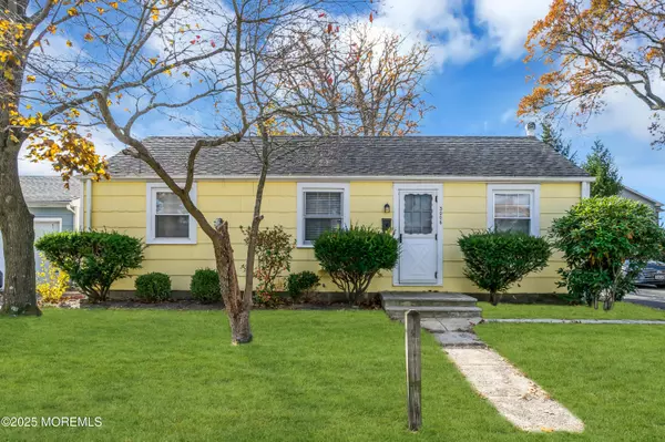 Point Pleasant, NJ 08742,3006 Herbertsville Road