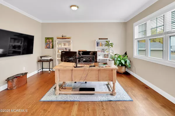 Tinton Falls, NJ 07724,125 Springdale Avenue