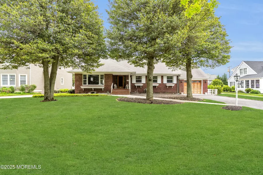 208 Trenton Boulevard, Sea Girt, NJ 08750