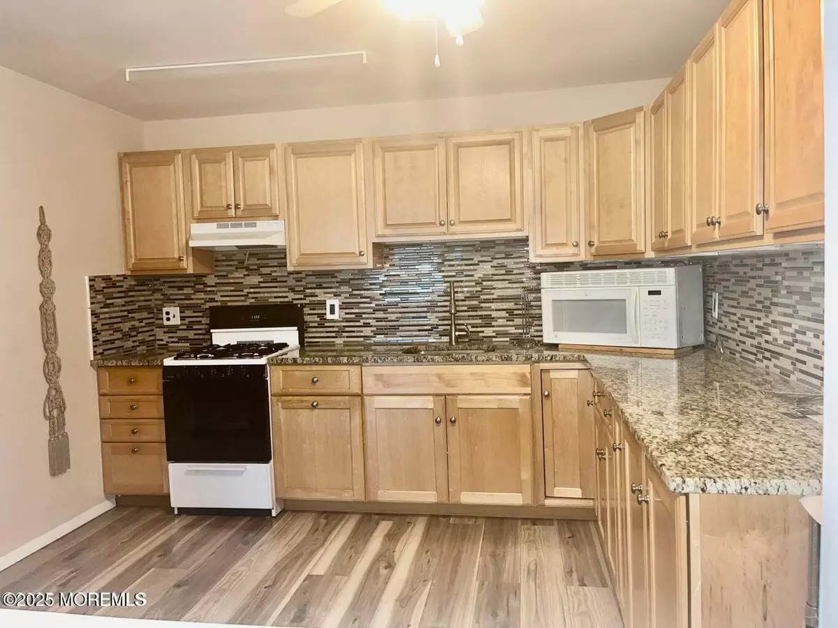 Manchester, NJ 08759,2 Blue Jay Street #D