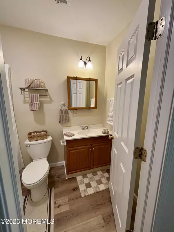 Keansburg, NJ 07734,25 Twilight Avenue