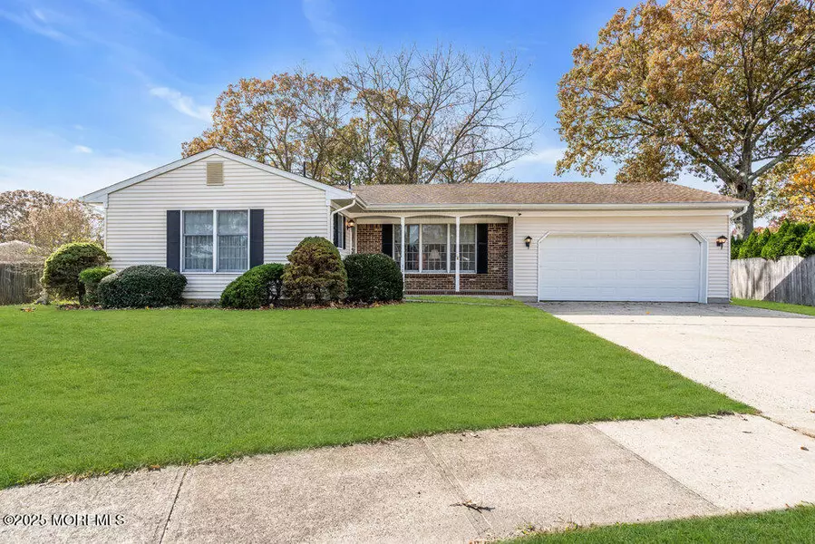 704 Oak Court, Lanoka Harbor, NJ 08734