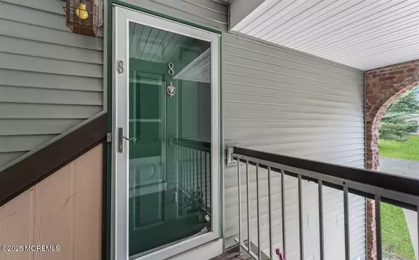 Freehold, NJ 07728,19 Augusta Court #8