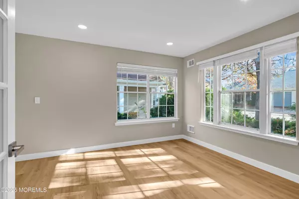 Manchester, NJ 08759,1111 Thornbury Lane