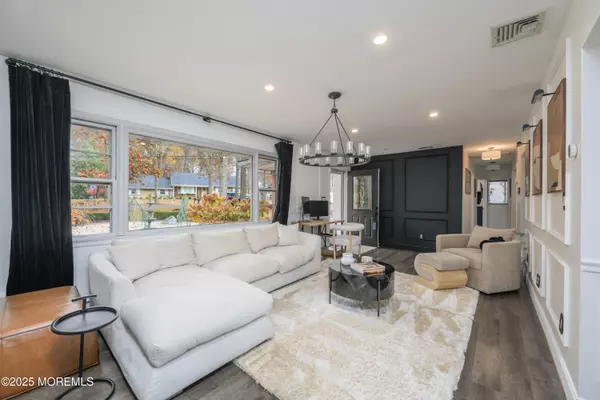 Morganville, NJ 07751,12 Collier Lane