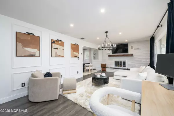 12 Collier Lane, Morganville, NJ 07751