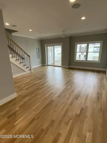 53 Miller Street, Highlands, NJ 07732