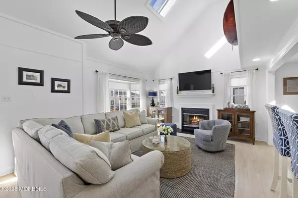 Long Beach Twp, NJ 08008,9 Inlet Road