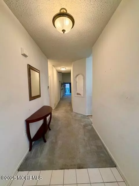 Monroe, NJ 08831,2 London Drive