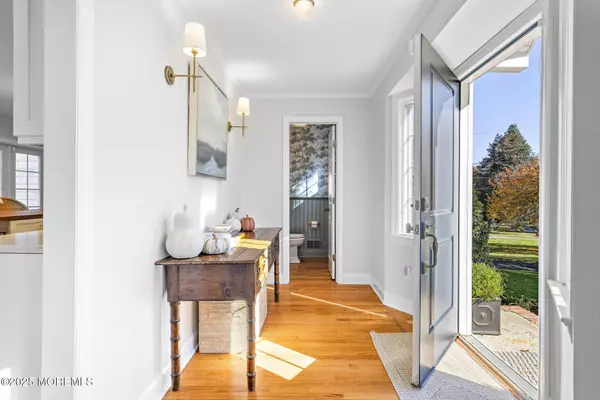 Little Silver, NJ 07739,30 Crest Drive