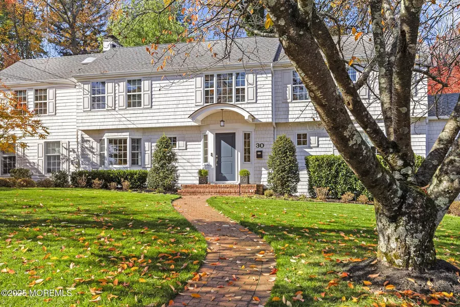 30 Crest Drive, Little Silver, NJ 07739