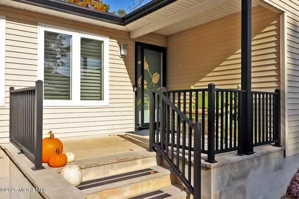 Lanoka Harbor, NJ 08734,741 Princeton Road