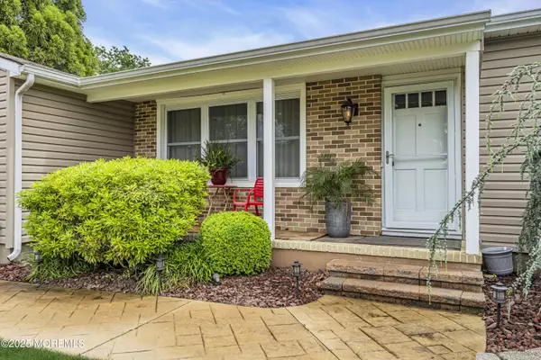 Lanoka Harbor, NJ 08734,707 Cambridge Road