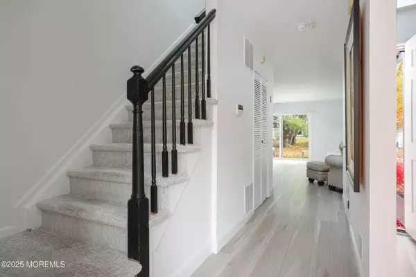 Eatontown, NJ 07724,68 Oak Lane