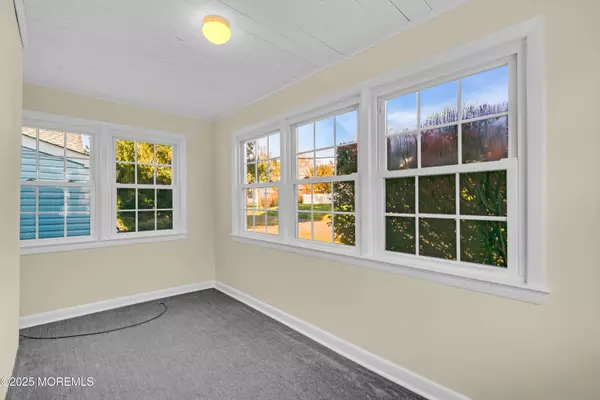 Manasquan, NJ 08736,2311 Camden Avenue