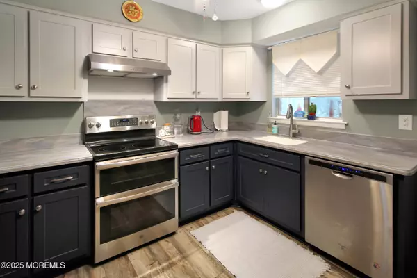 Whiting, NJ 08759,7 Musket Lane