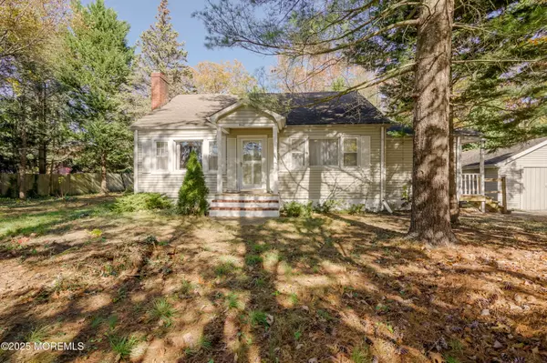 862 Bay Avenue, Toms River, NJ 08753