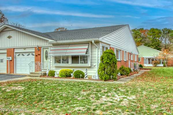 15 Monmouth Lane #B, Whiting, NJ 08759