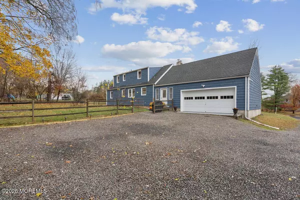 Raritan Twp, NJ 08822,68 Clover Hill Road