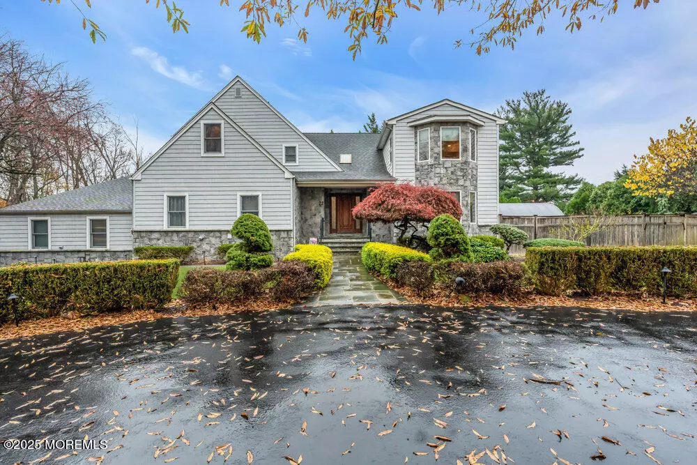 Freehold, NJ 07728,22 Hickory Lane