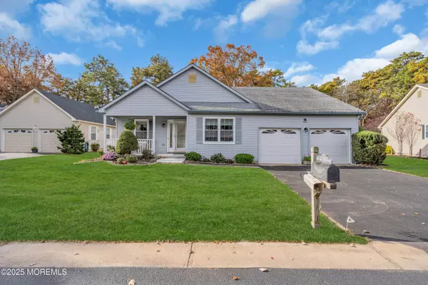 Whiting, NJ 08759,406 Lily Court #1