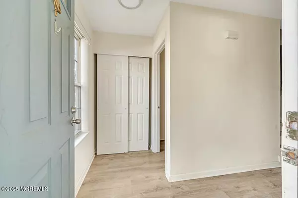 Freehold, NJ 07728,7 Stuart Drive #5