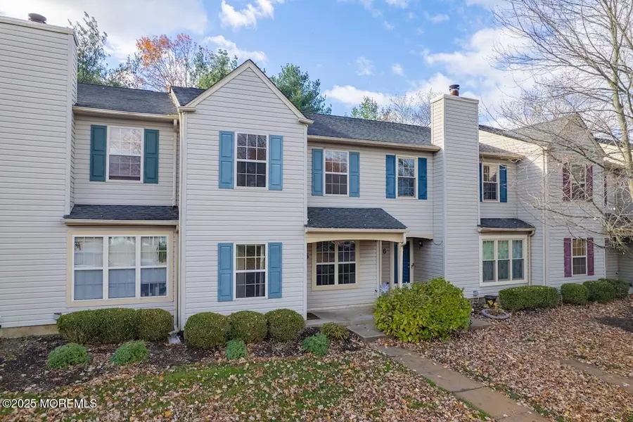 7 Stuart Drive #5, Freehold, NJ 07728