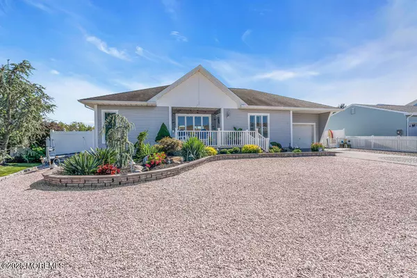 Forked River, NJ 08731,25 Hollywood Boulevard S