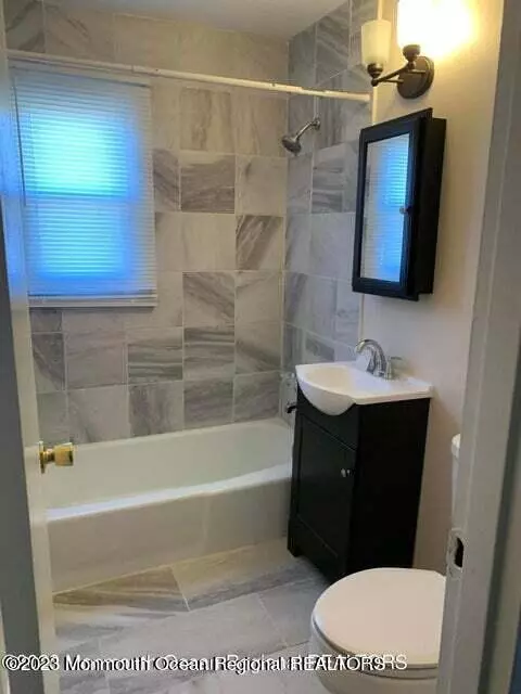 Jamesburg, NJ 08831,175 Buckelew Avenue #BLDG 2 - Apt 14