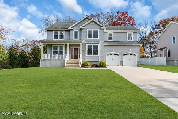 Toms River, NJ 08753,825 Ethan Court