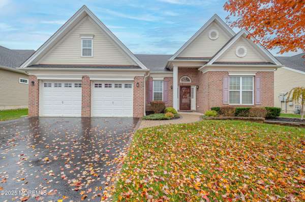 19 Masters Drive, Monroe, NJ 08831