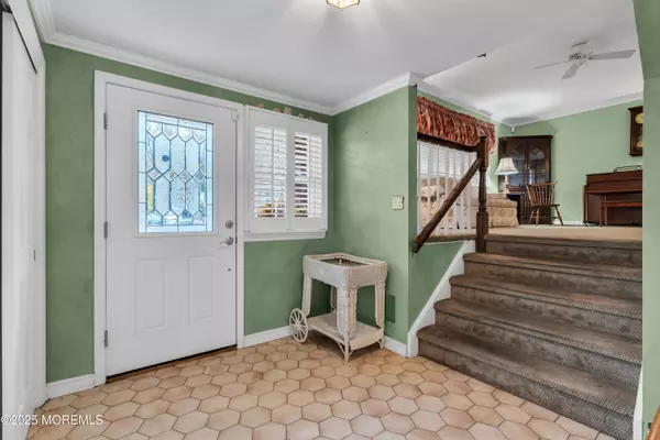 Middletown, NJ 07748,39 Bayberry Lane