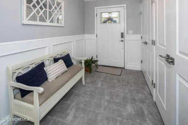 Aberdeen, NJ 07747,3 Avondale Lane