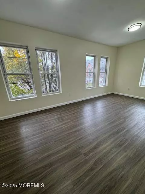 Asbury Park, NJ 07712,1310 Springwood Avenue #2nd