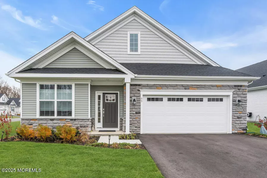 55 Emerald Road, New Egypt, NJ 08533