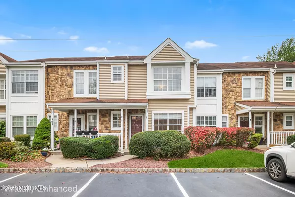 6 Groom Court, Tinton Falls, NJ 07753