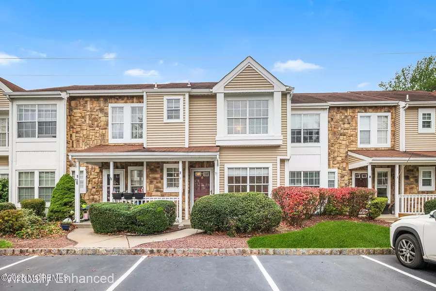 6 Groom Court, Tinton Falls, NJ 07753