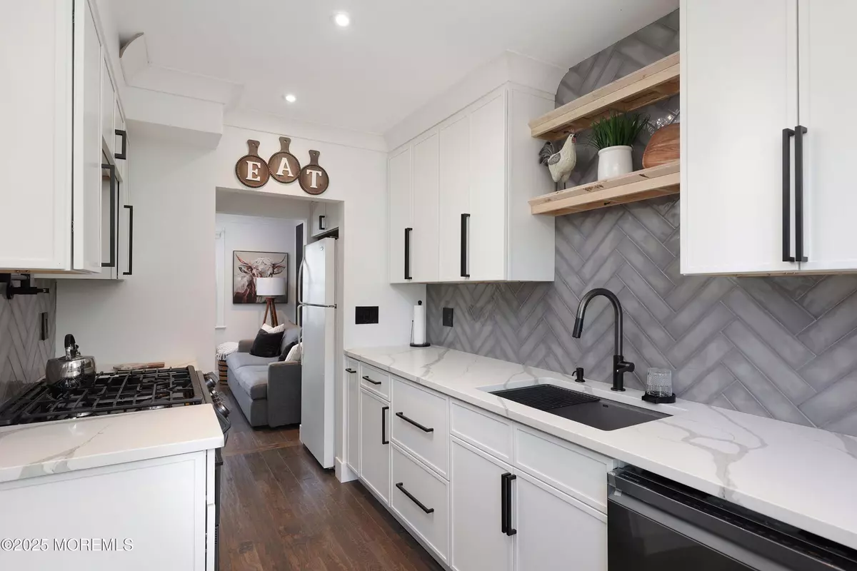 Shrewsbury Twp, NJ 07724,28 Belshaw Avenue